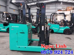 Hình ảnh xe nâng điện đứng lái Mitsubishi