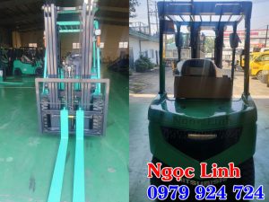 Xe nâng dầu 2.5 tấn