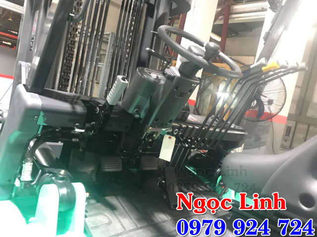 Hình ảnh thực tế của xe nâng 7 tấn Mitsubishi